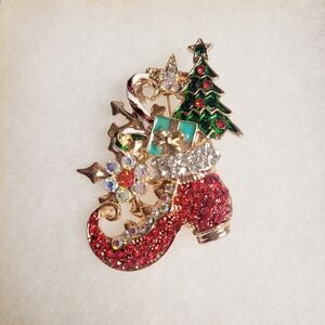 Christmas Boot Brooch NWT